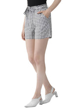 Load image into Gallery viewer, Tie Up Waist Checks Shorts
