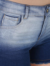 Load image into Gallery viewer, Frayed Hem Denim Shorts
